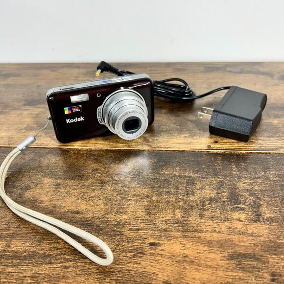 Kodak EasyShare V1003 10.0MP Compact Digital Camera Burgundy RARE Color WORKS - Picture 3 of 16